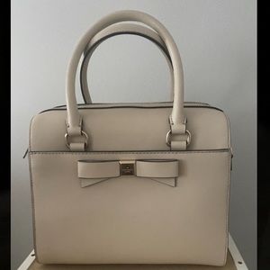 Kate Spade holly street ashton white purse w/ bow